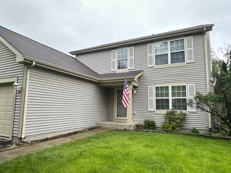 21258 Cascade Ct in Plainfield, IL - Building Photo