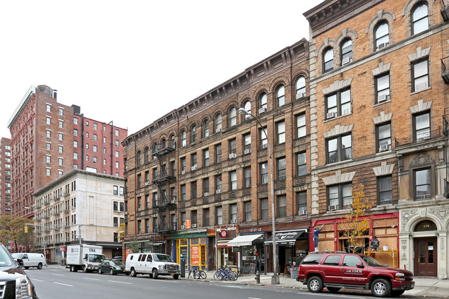 420-428 Amsterdam Ave in New York, NY - Building Photo - Building Photo