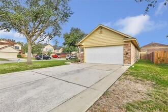 12407 Clara Hills Ln in Houston, TX - Building Photo - Building Photo