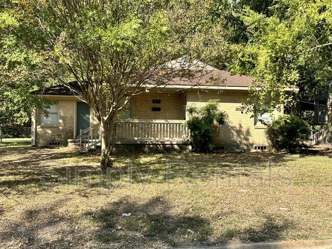 property at 835 Fisher St