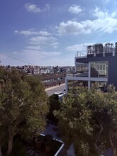 2-22 Mast St in Marina Del Rey, CA - Building Photo - Building Photo