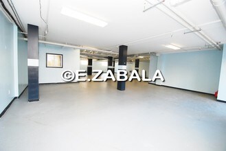1143 Dekalb Ave in Brooklyn, NY - Foto de edificio - Building Photo