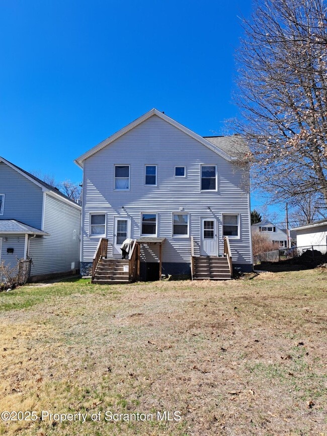 1318 Jefferson Ave in Scranton, PA - Building Photo - Building Photo
