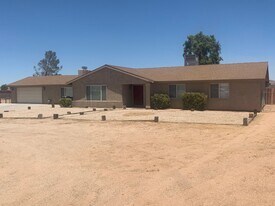 22174 Pahute Rd in Apple Valley, CA - Building Photo