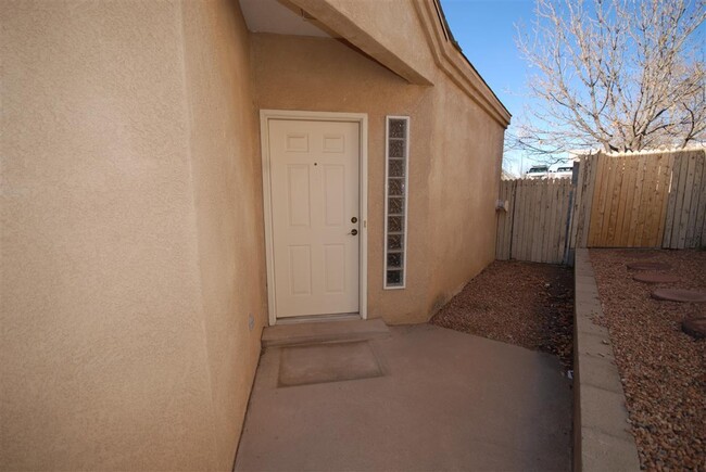 7319 Natalie Janae Ln NE in Albuquerque, NM - Building Photo - Building Photo