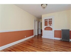 57 Fairfax St, Unit 1 in Somerville, MA - Building Photo - Building Photo