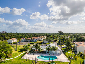 The Landings in West Palm Beach, FL - Building Photo - Building Photo