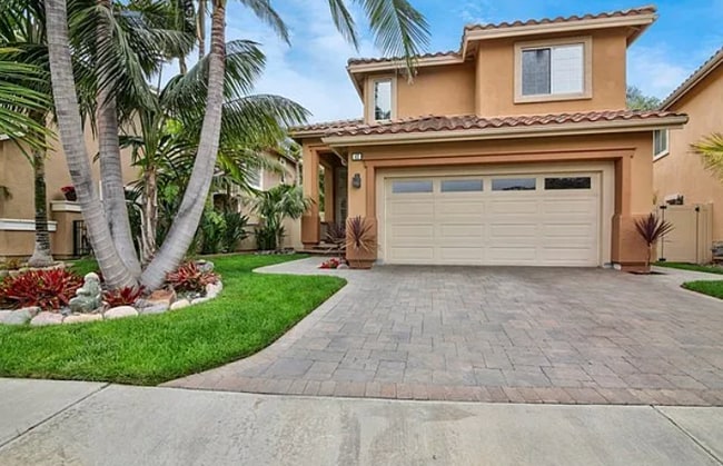 43 Chapital in San Clemente, CA - Building Photo - Building Photo