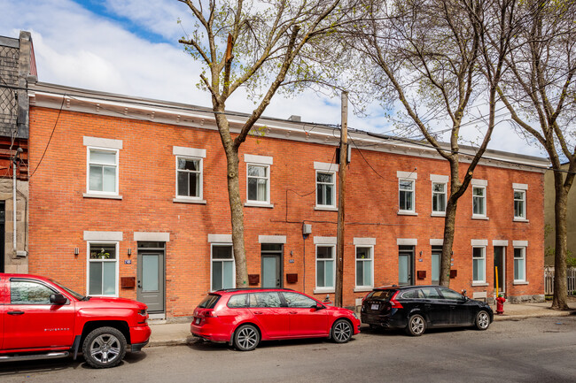 2481 De Coleraine St in Montréal, QC - Building Photo - Building Photo