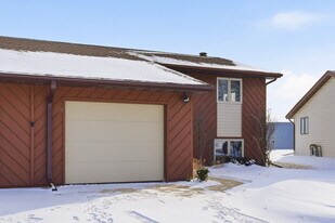809 W Ridgeview Dr in Appleton, WI - Building Photo