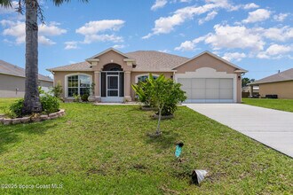 1715 San Filippo Dr SE in Palm Bay, FL - Building Photo - Building Photo