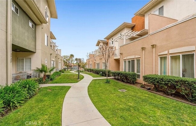 property at 12056 S Broadway