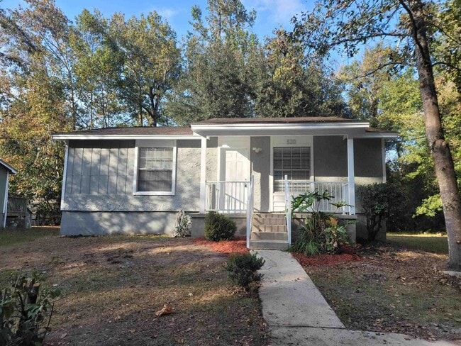 property at 520 Pasco Ct