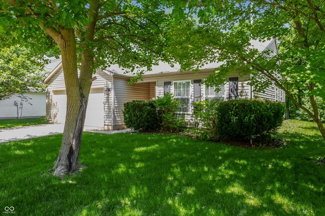 7114 Elias Cir in Indianapolis, IN - Building Photo - Building Photo
