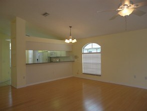 7821 Floradora Dr in New Port Richey, FL - Building Photo - Building Photo