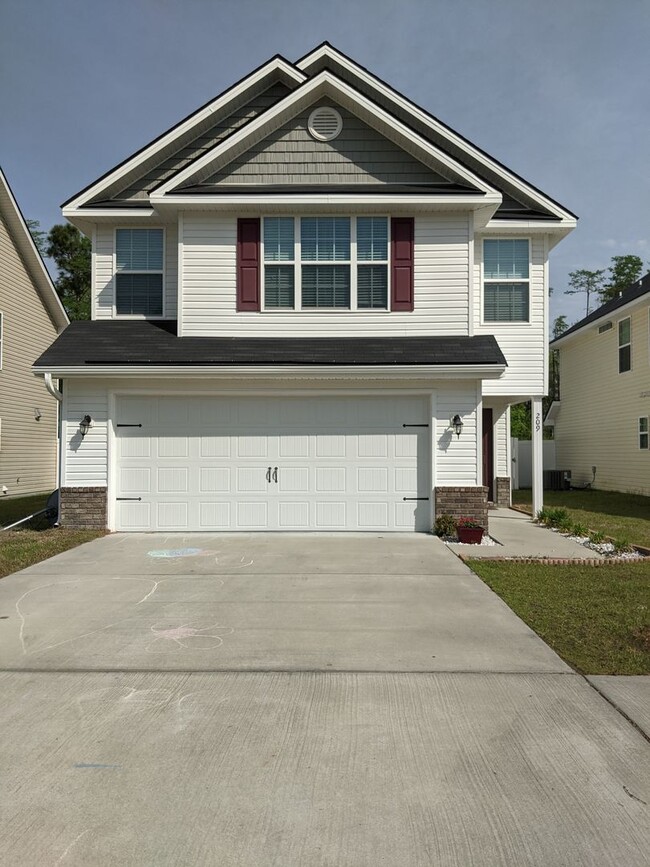 property at 209 Grandview Dr