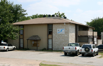 OC Galewood in Austin, TX - Building Photo - Building Photo