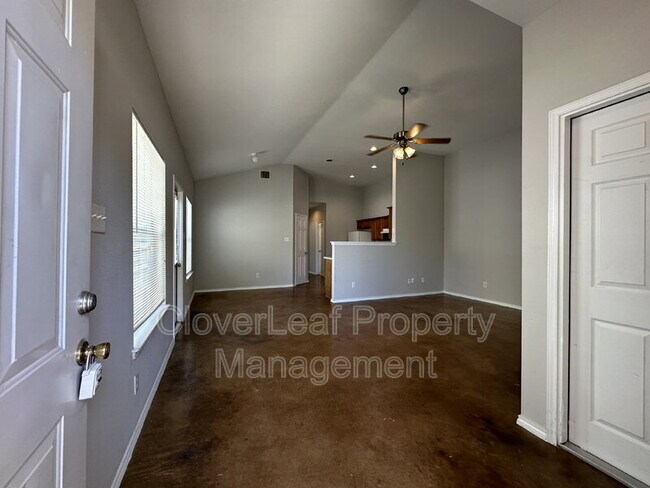 5718 Golf Heights in San Antonio, TX - Building Photo - Building Photo