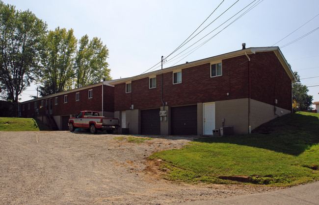 1601-1611 Fairfax St in Parkersburg, WV - Building Photo - Building Photo