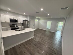 141 Hummingbird St in Deltona, FL - Building Photo - Building Photo