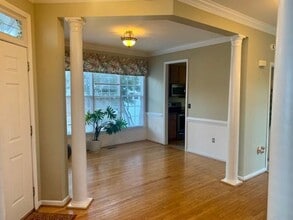 110 Park Oaks Ct in Cary, NC - Building Photo - Building Photo