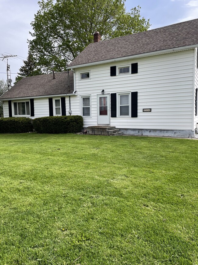 384 W Union City Rd in Union City, MI - Building Photo - Building Photo