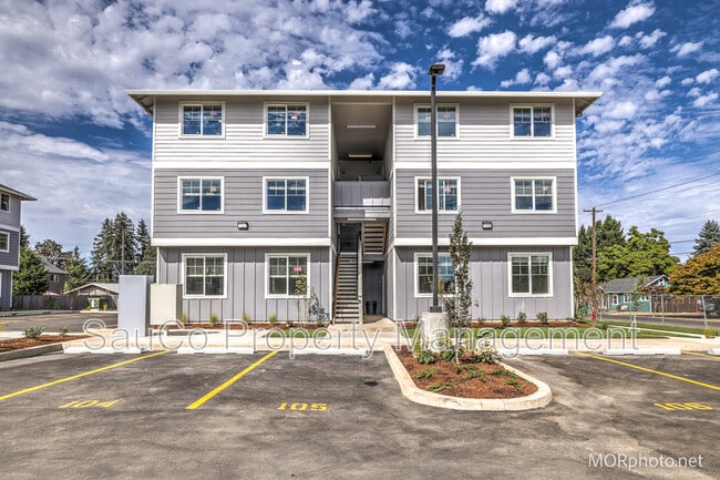 2560 Hawthorne St in Forest Grove, OR - Building Photo - Building Photo