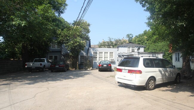3228 Ivanhoe St in Baton Rouge, LA - Foto de edificio - Building Photo