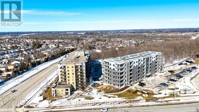 1000-1000 Lackner Blvd in Kitchener, ON - Building Photo - Building Photo