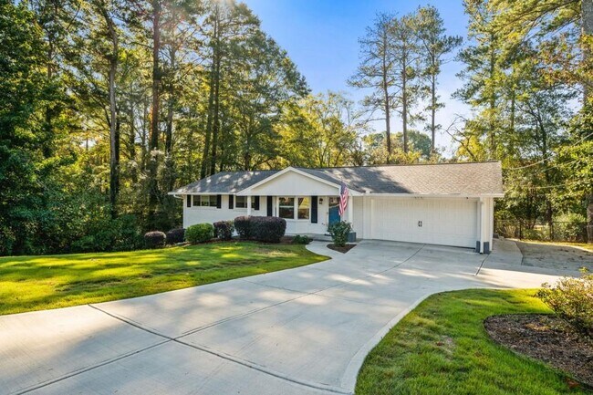 2604 Sunny Ln SE in Marietta, GA - Building Photo - Building Photo