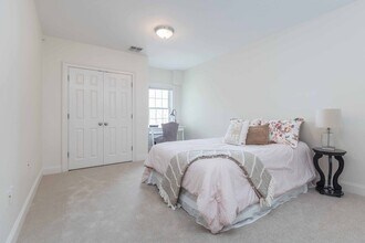 328 Copeland St in Quincy, MA - Building Photo - Building Photo
