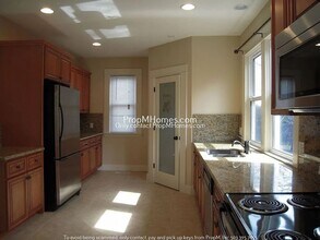 3736 SE Belmont St in Portland, OR - Building Photo - Building Photo