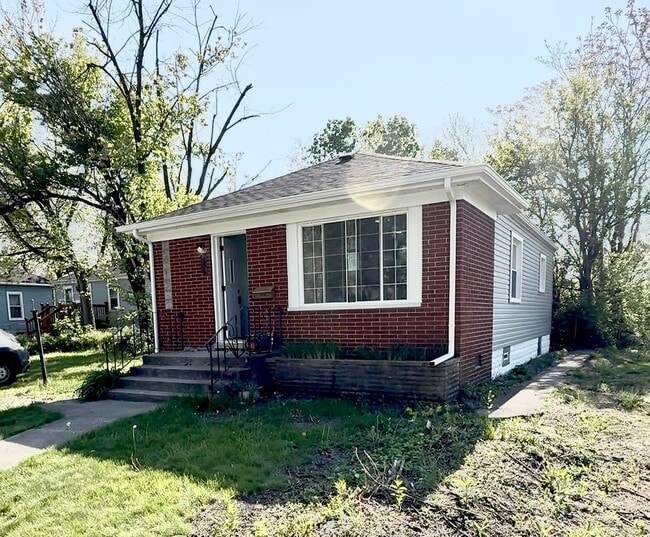 property at 1526 Taney Pl