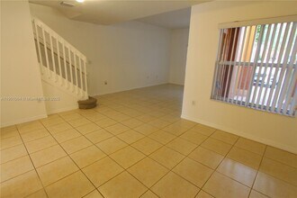 1079 SW 143rd Ave in Pembroke Pines, FL - Building Photo - Building Photo