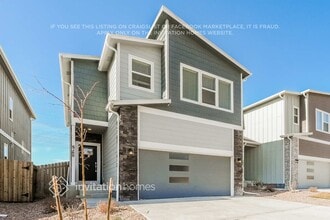 6260 Big Bird Dr, Unit 2 in Colorado Springs, CO - Foto de edificio - Building Photo