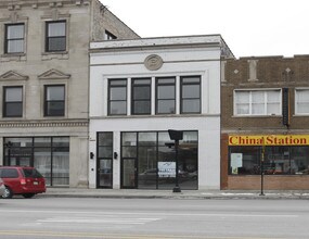 2401-2409 W North Ave in Chicago, IL - Foto de edificio - Building Photo