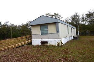 6000 Spring Creek Rd in Malakoff, TX - Building Photo