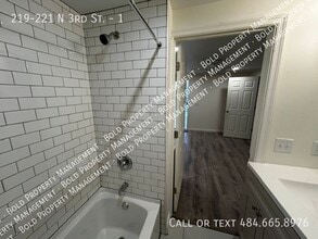 219-221 N 3rd St in Pottsville, PA - Building Photo - Building Photo