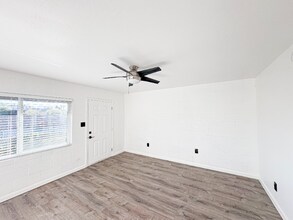 1110 E Highland Ave in Phoenix, AZ - Building Photo - Building Photo