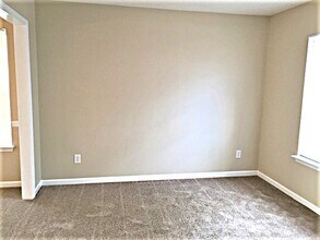 9117 Hollow Ridge Ln in Charlotte, NC - Building Photo - Building Photo