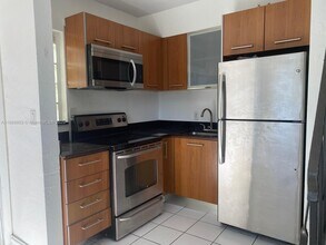421 NE 68th St in Miami, FL - Building Photo - Building Photo