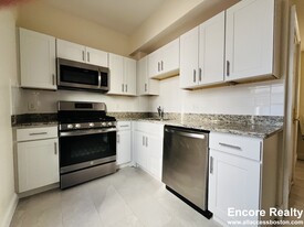 56 Ashford St, Unit 2 in Boston, MA - Building Photo - Building Photo