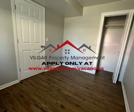 3930 McCook Ave in East Chicago, IN - Foto de edificio - Building Photo