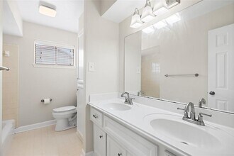 1607 Buescher Dr in Houston, TX - Building Photo - Building Photo