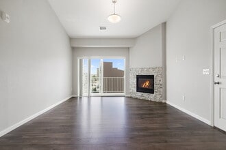 15700 E Jamison Dr in Englewood, CO - Building Photo - Building Photo