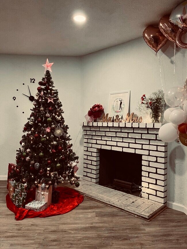 2506 Cabrillo Dr in Hayward, CA - Foto de edificio - Building Photo