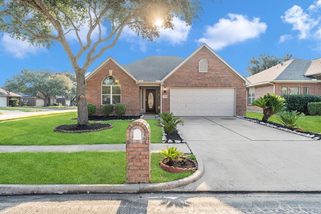 2722 Bronze Loquate Ct in Katy, TX - Foto de edificio