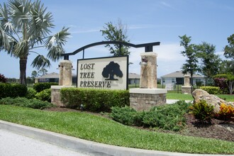 4389 Lago Cir in Winter Beach, FL - Building Photo - Building Photo
