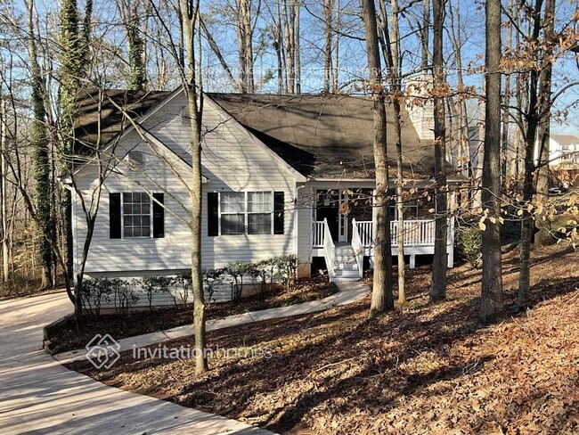 property at 6065 Savannah Dr