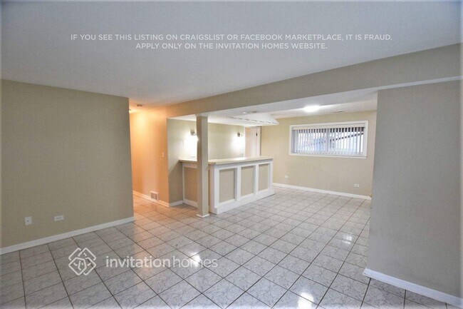 337 E Fullerton Ave in Glendale Heights, IL - Building Photo - Building Photo
